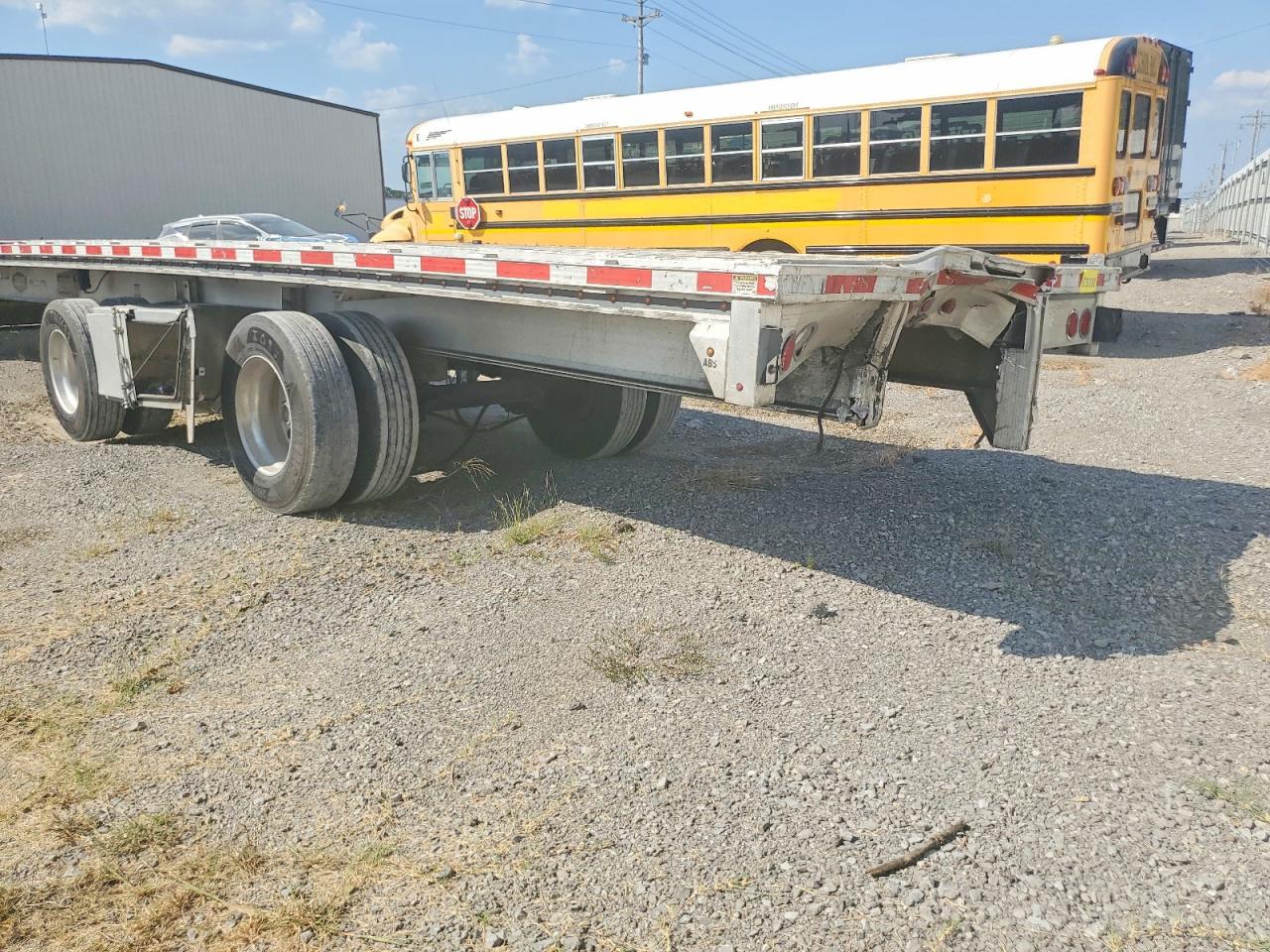 2019 East Manufacturing Flatbed Trailer