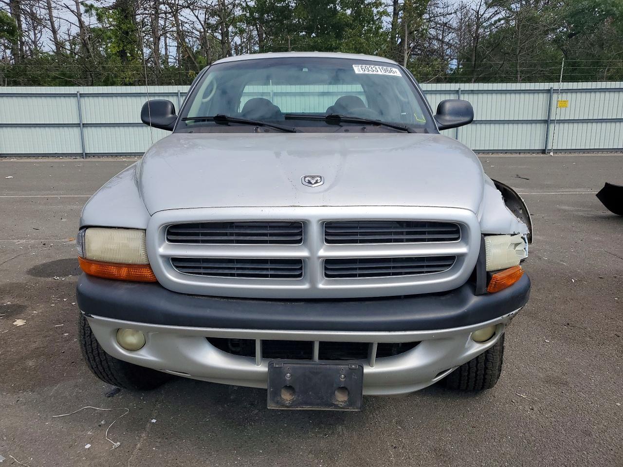 2001 Dodge Dakota Quattro