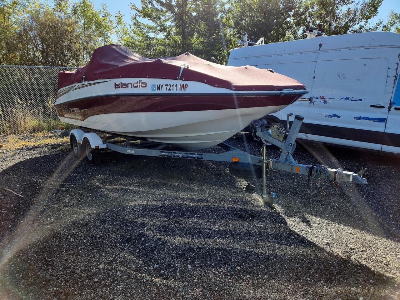 2006 Sea-Doo/brp 2006 SEA DOO Islandia Boat