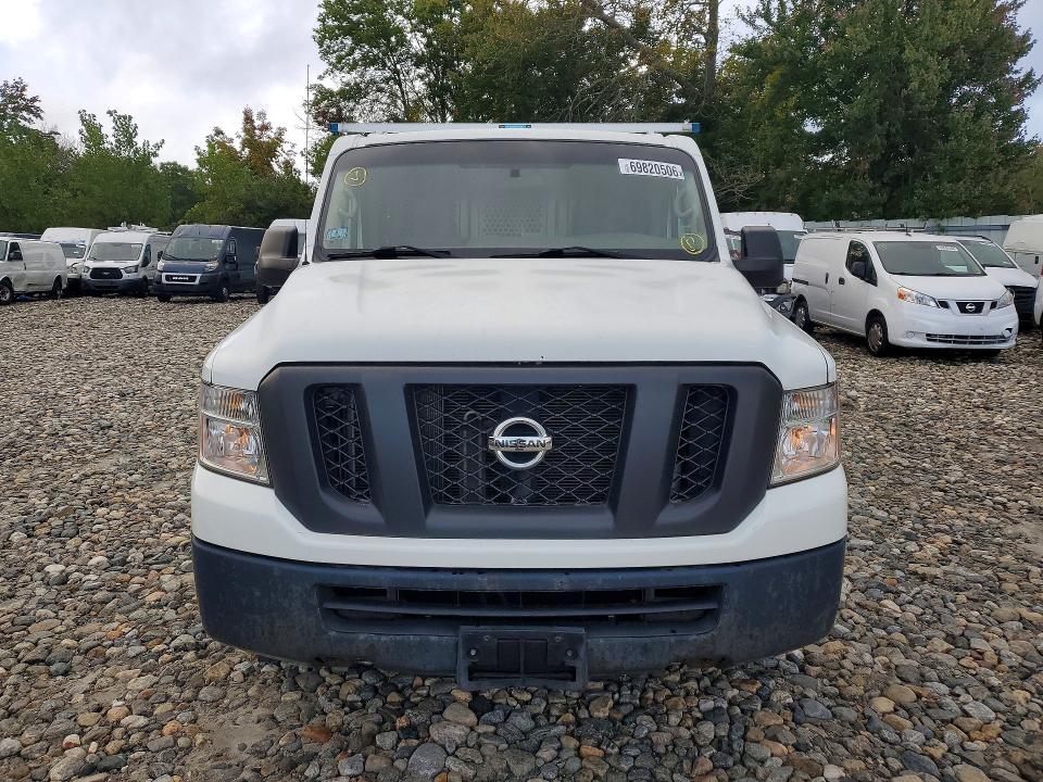 2017 Nissan NV 1500 S