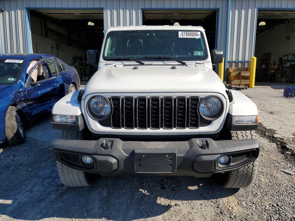 2024 Jeep Gladiator Sport