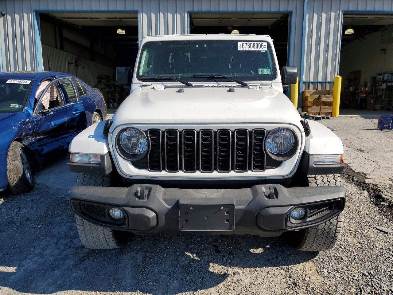 2024 Jeep Gladiator Sport