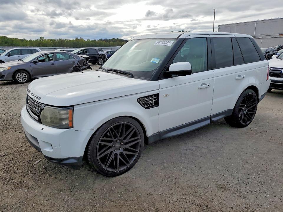 2013 Land Rover Range Rover Sport HSE Luxury