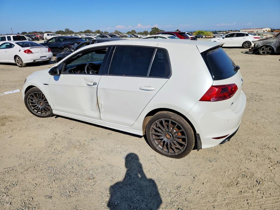 2017 Volkswagen Golf R