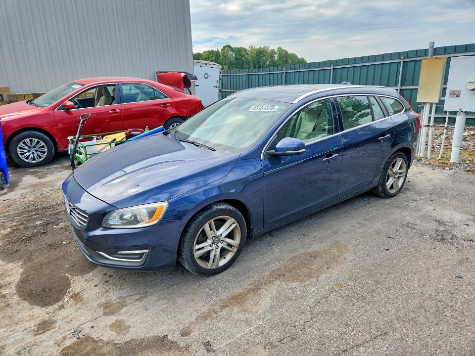 2015 Volvo V60 Premier