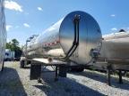2005 Walker Fuel Tank Trailer