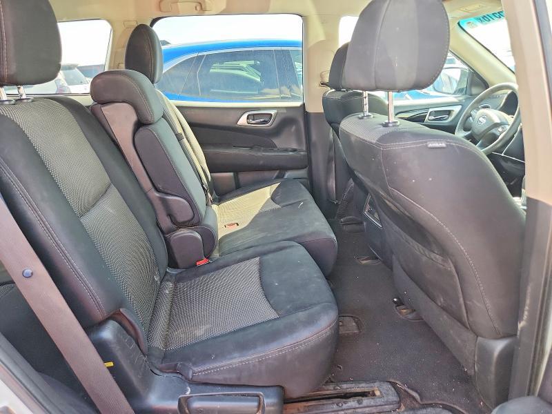 2017 Nissan Pathfinder S