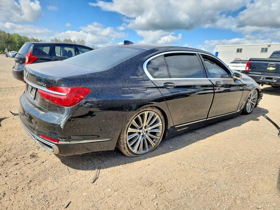 2017 BMW 750 XI