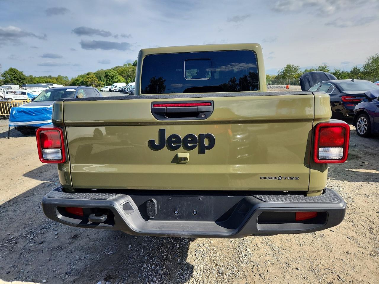 2025 Jeep Gladiator Sport