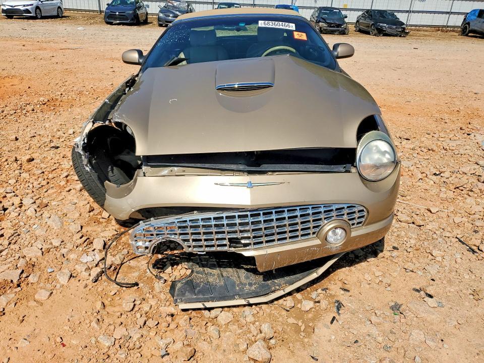 2005 Ford Thunderbird