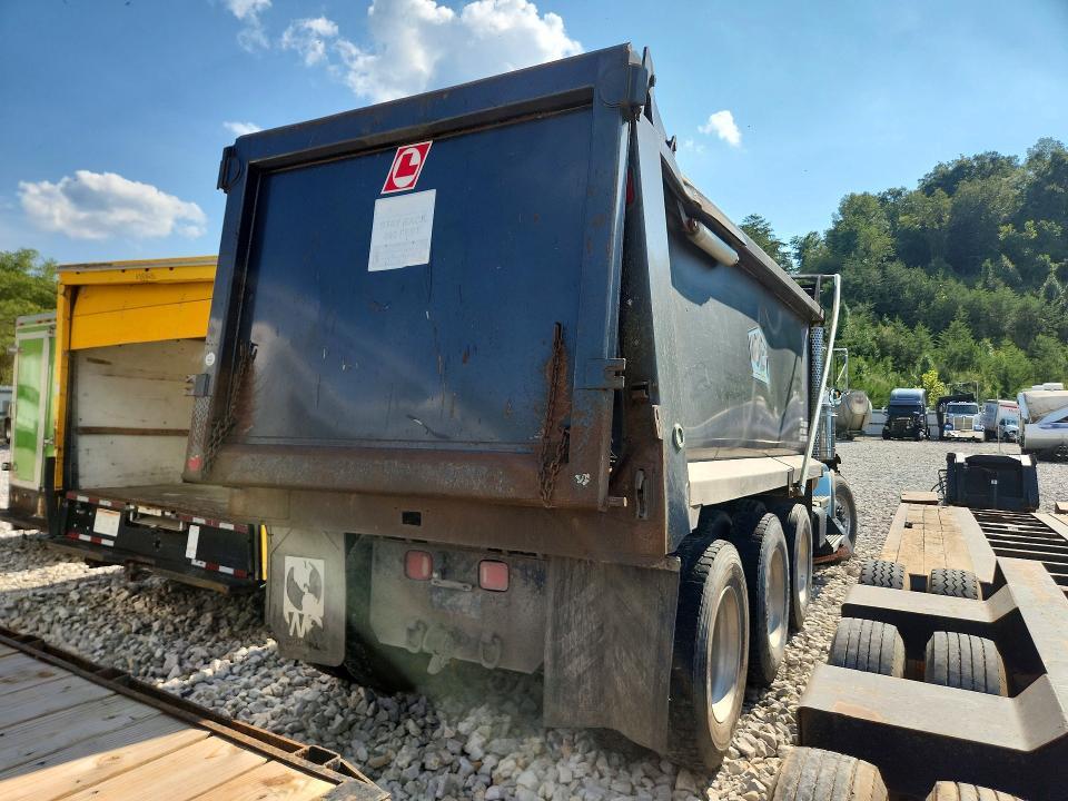 2020 Kenworth T800 Dump Truck