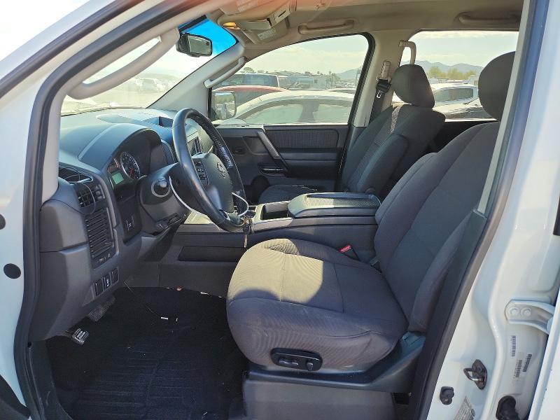 2010 Nissan Titan SE