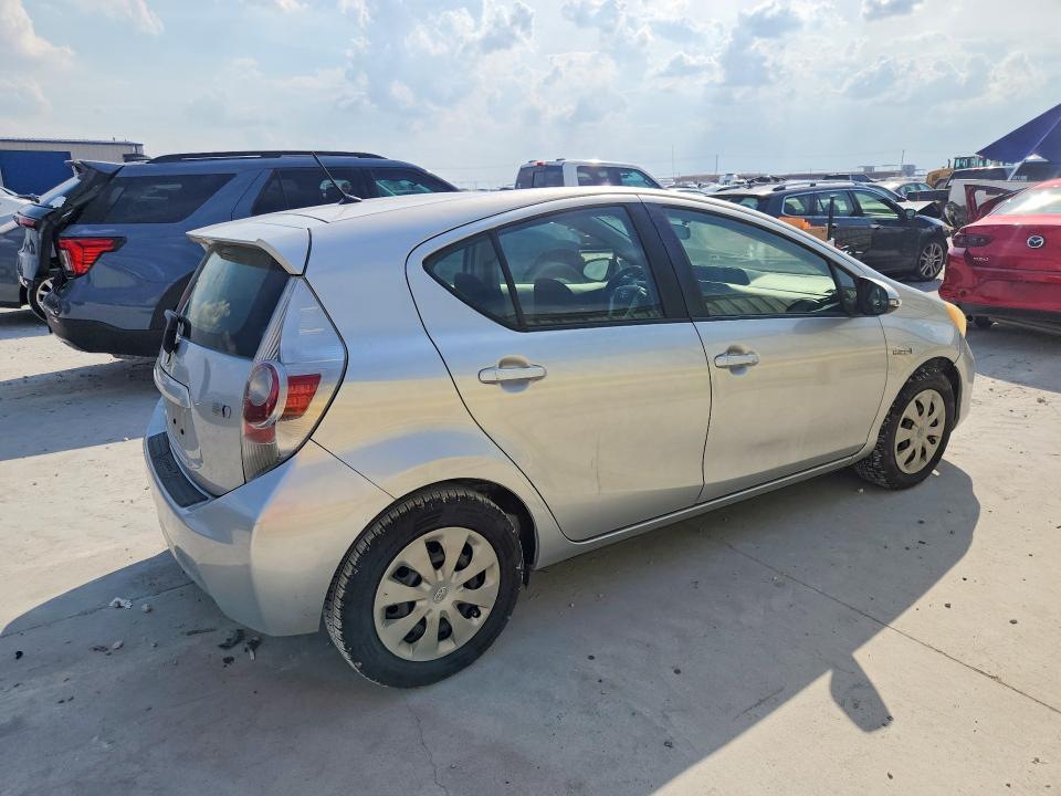 2013 Toyota Prius C TWO