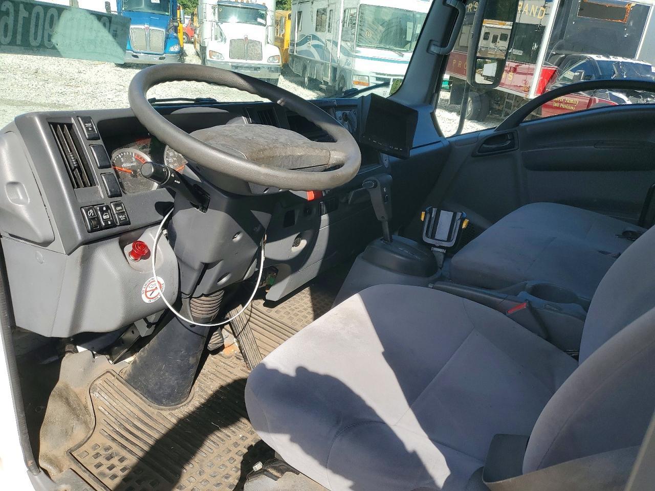 2016 Isuzu NQR Delivery Truck