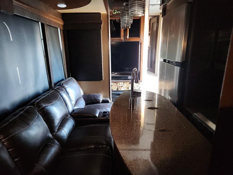 2015 Keystone Voltage Camper