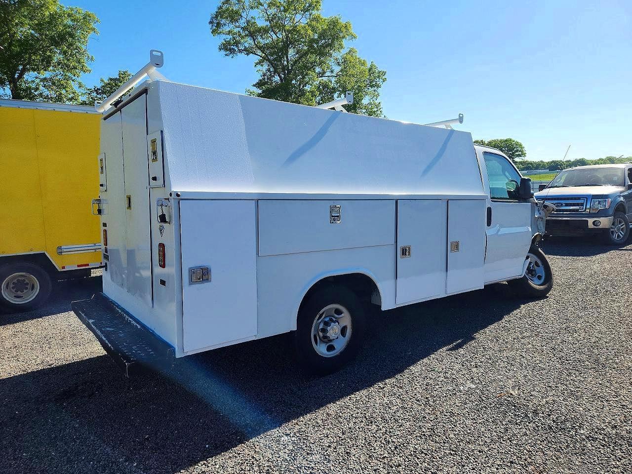 2020 Chevrolet Express G3500 LS