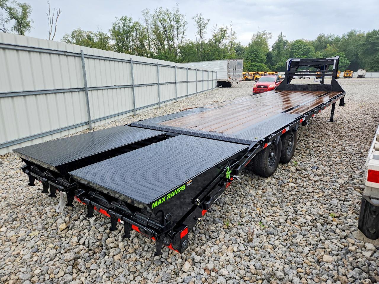 2026 Load Trail Equipment Trailer