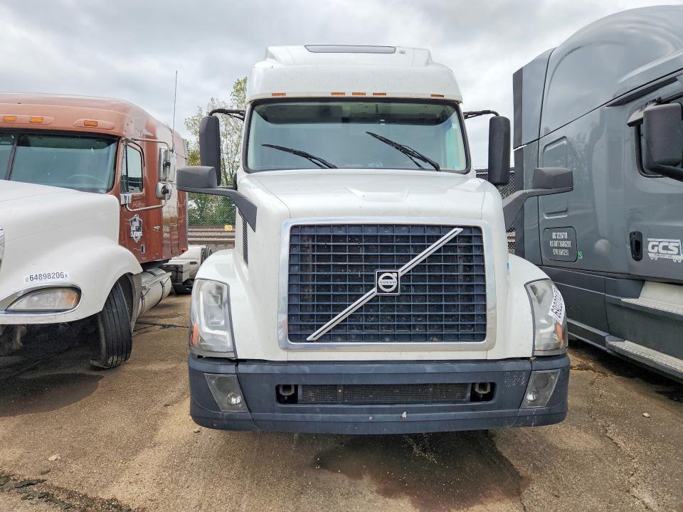 2016 Volvo VN VNL