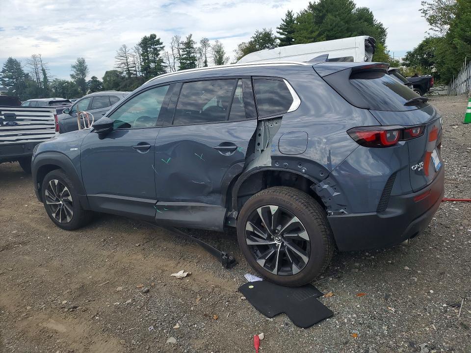 2025 Mazda CX-50 Premium Plus