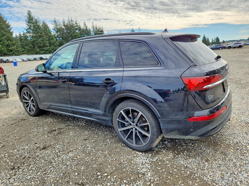 2020 Audi Q7 Premium Plus