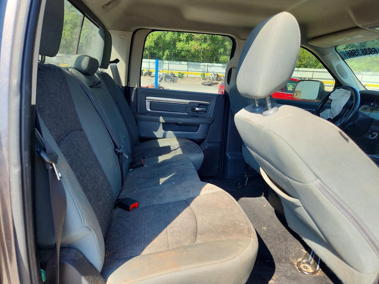 2016 Dodge RAM 1500 SLT
