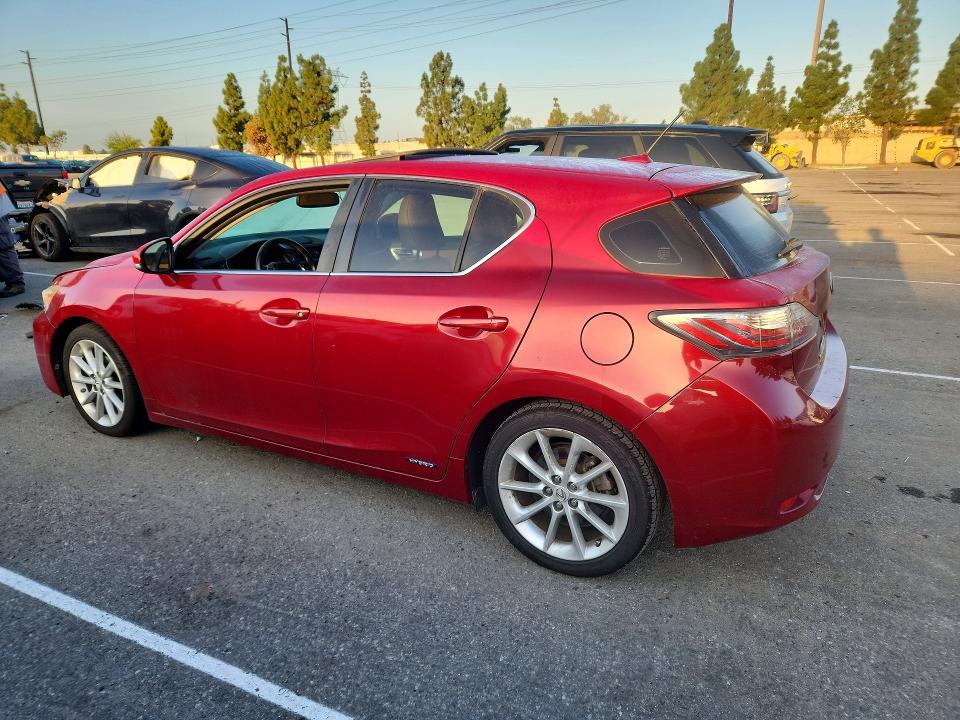 2013 Lexus CT 200