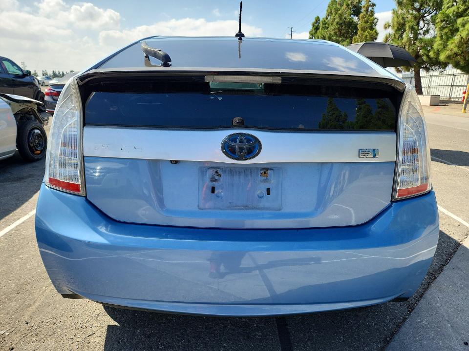2013 Toyota Prius Plug-IN Hybrid Base