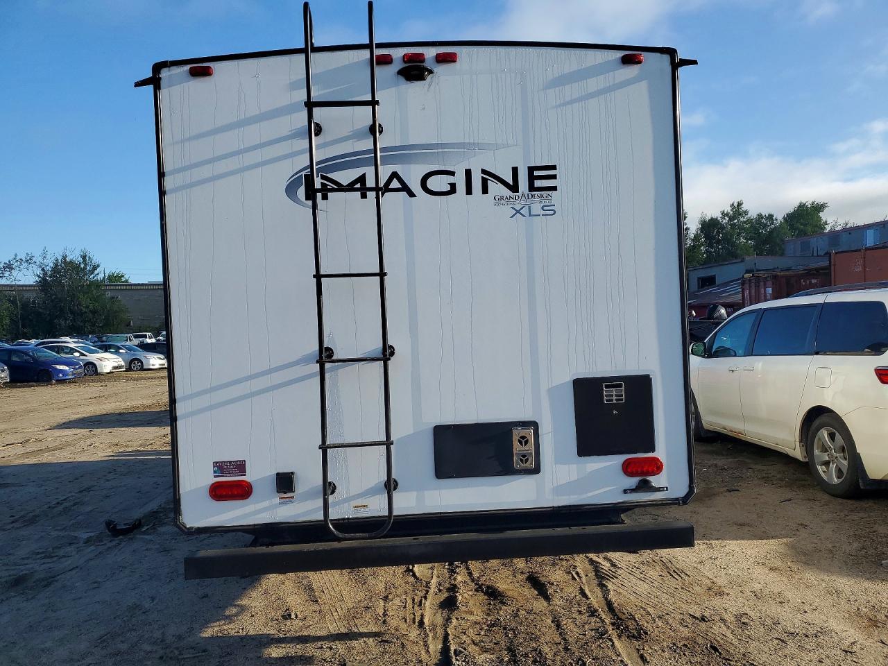 2022 Grand Design Imagine Camper