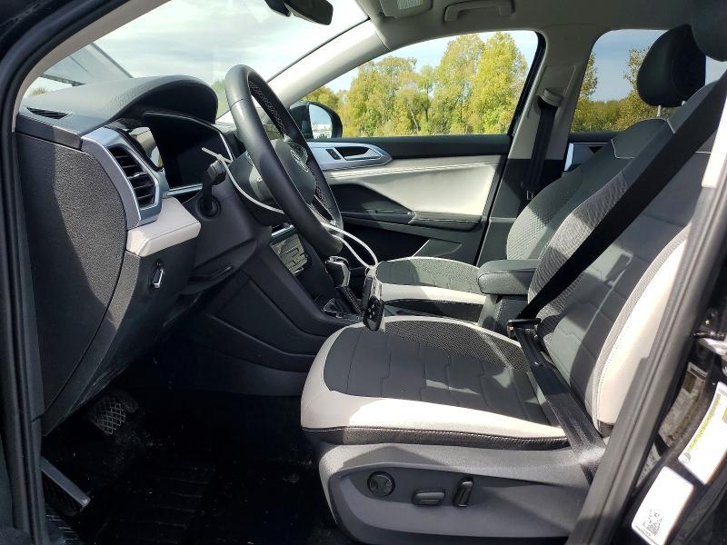 2025 Volkswagen Taos SE