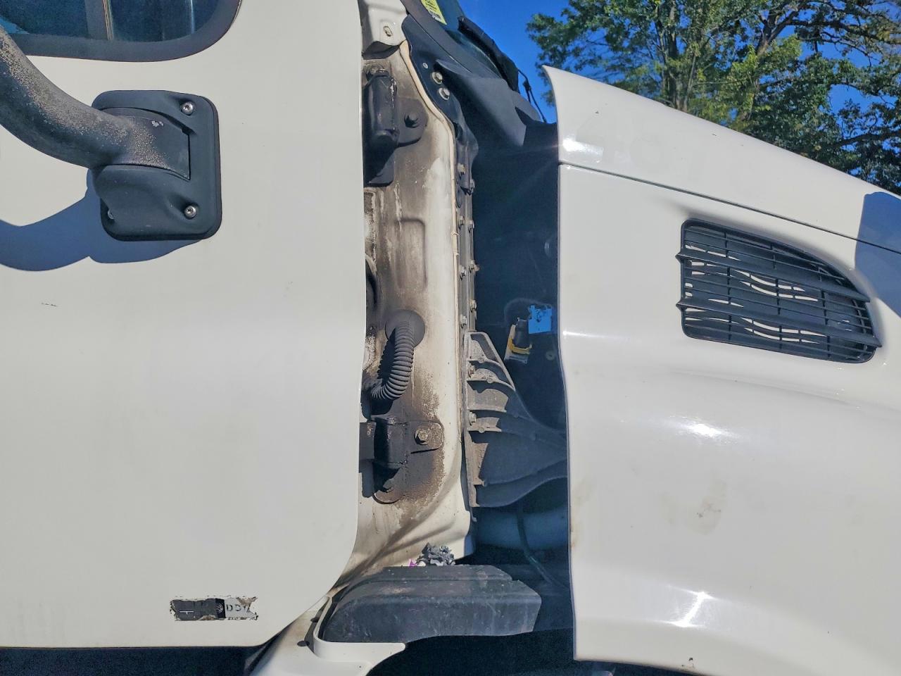 2012 Freightliner Cascadia Semi Truck