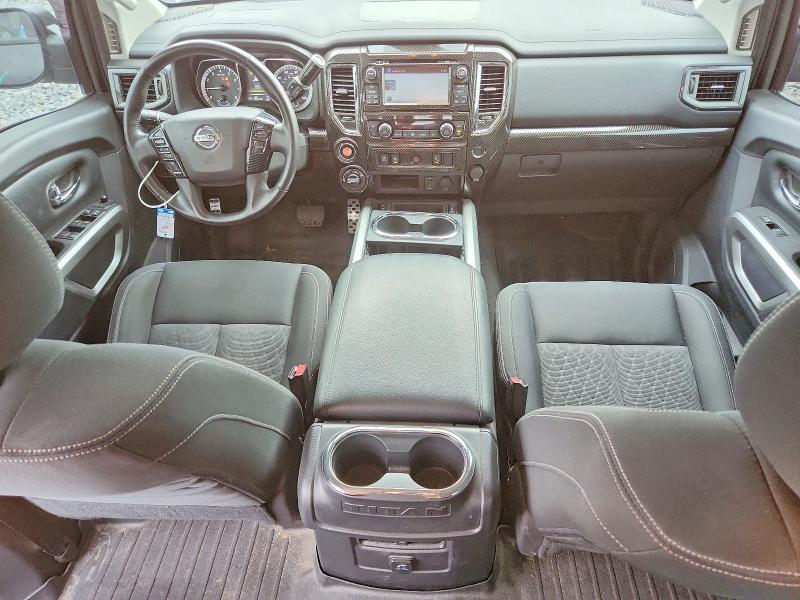 2018 Nissan Titan SV