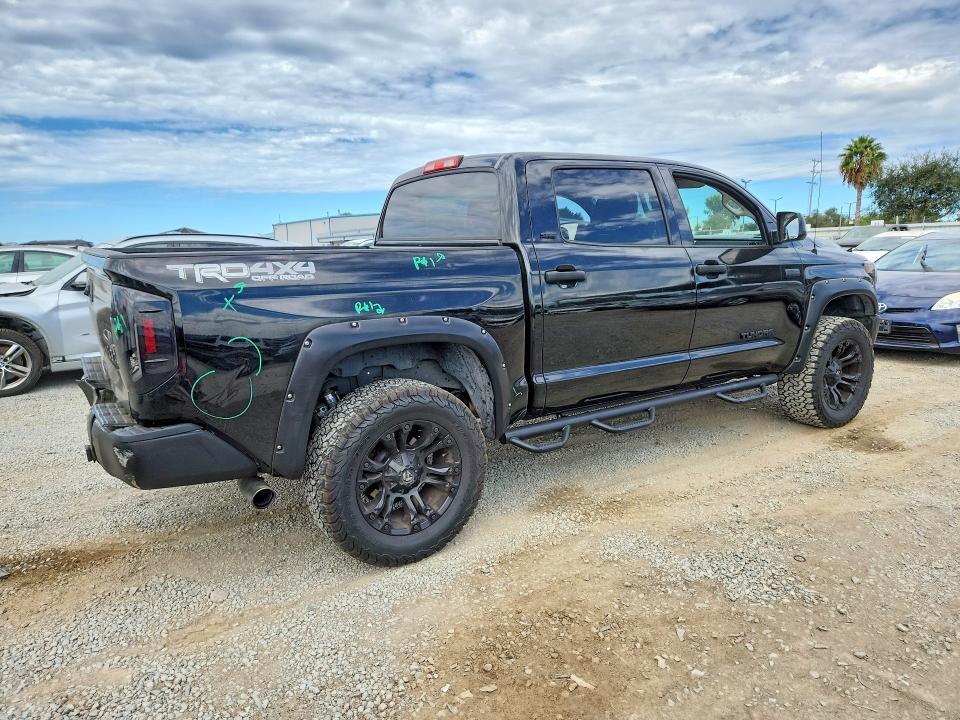 2017 Toyota Tundra SR5