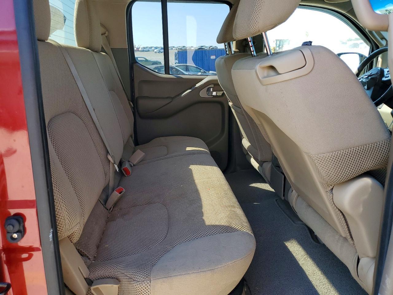 2013 Nissan Frontier S
