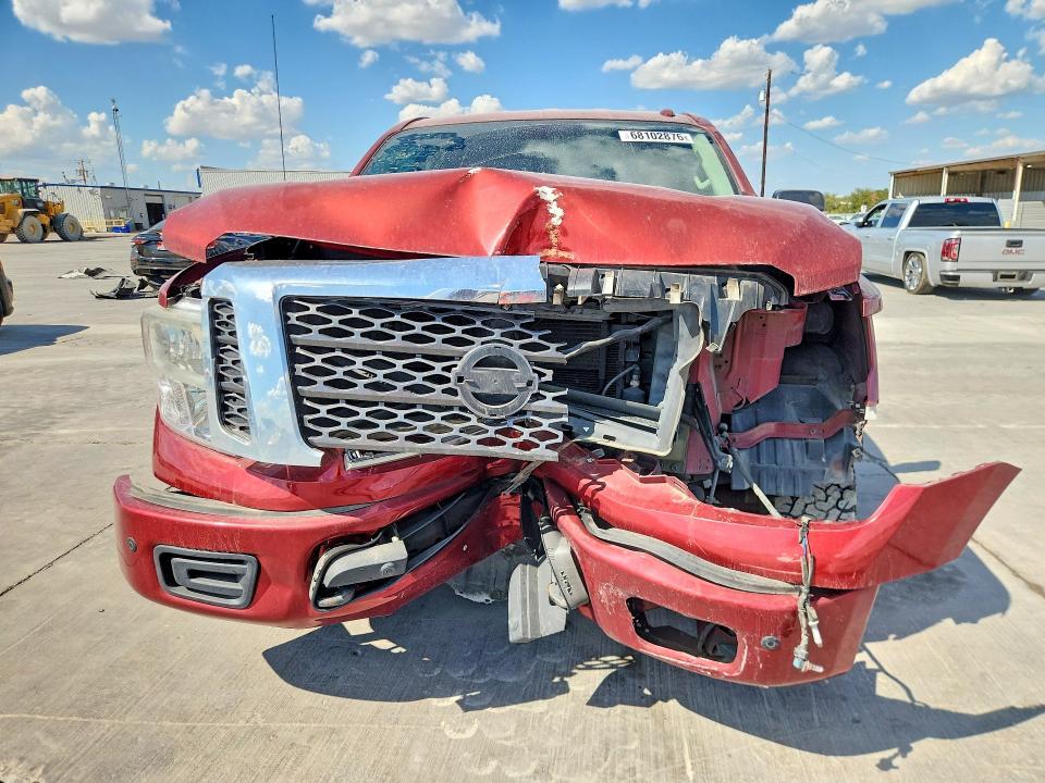 2018 Nissan Titan SV