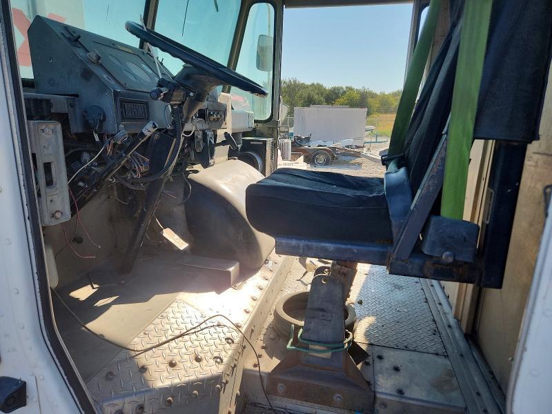 2001 International 1000 1652