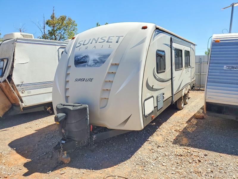 2017 Crossroads Sunset Trail Camper