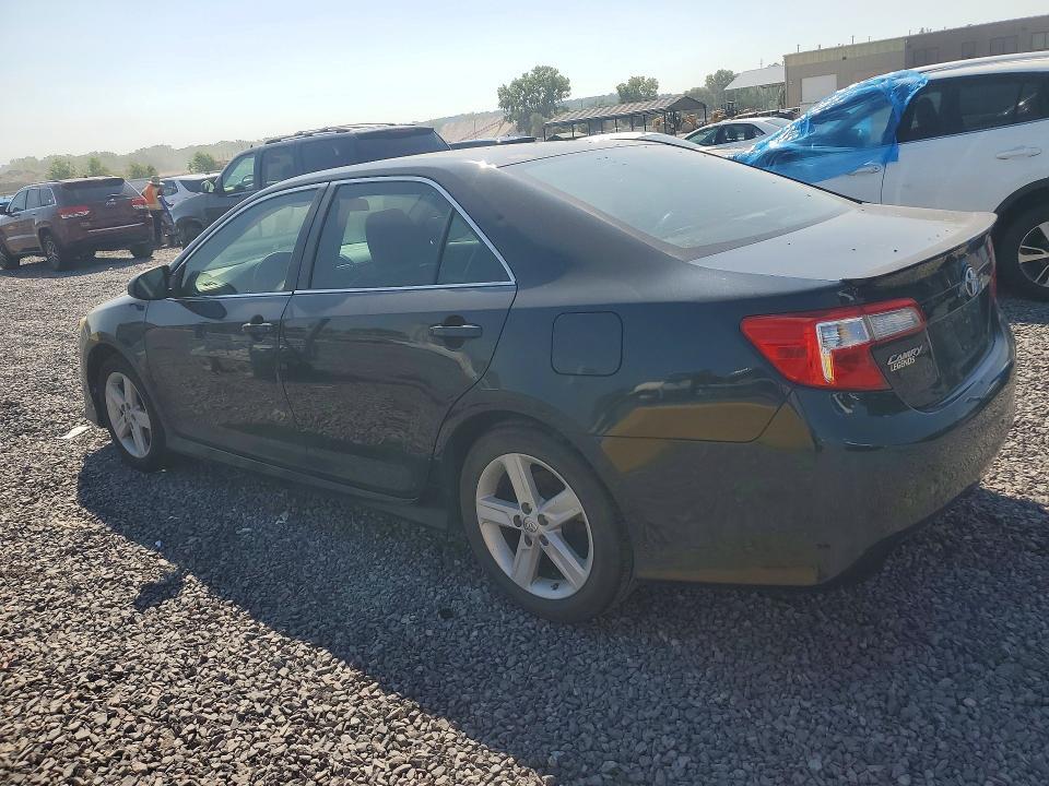 2014 Toyota Camry se