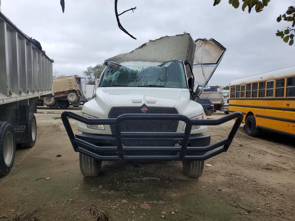 2023 International MV607 BOX Truck