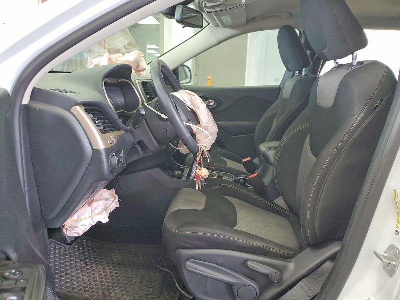2014 Jeep Cherokee Sport