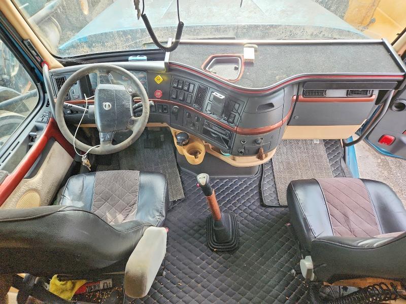 2007 Volvo VT