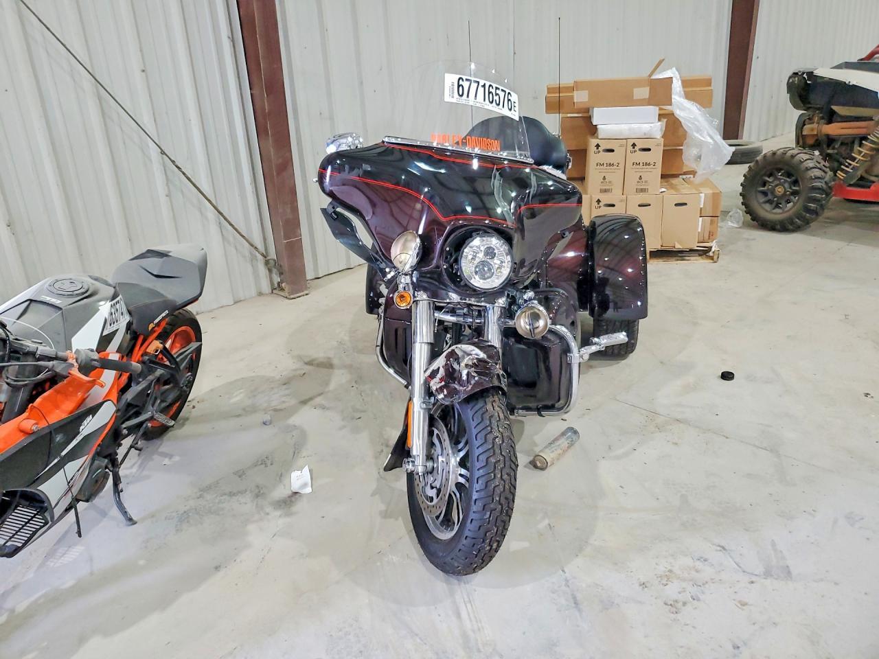 2011 Harley-Davidson Flhtcutg