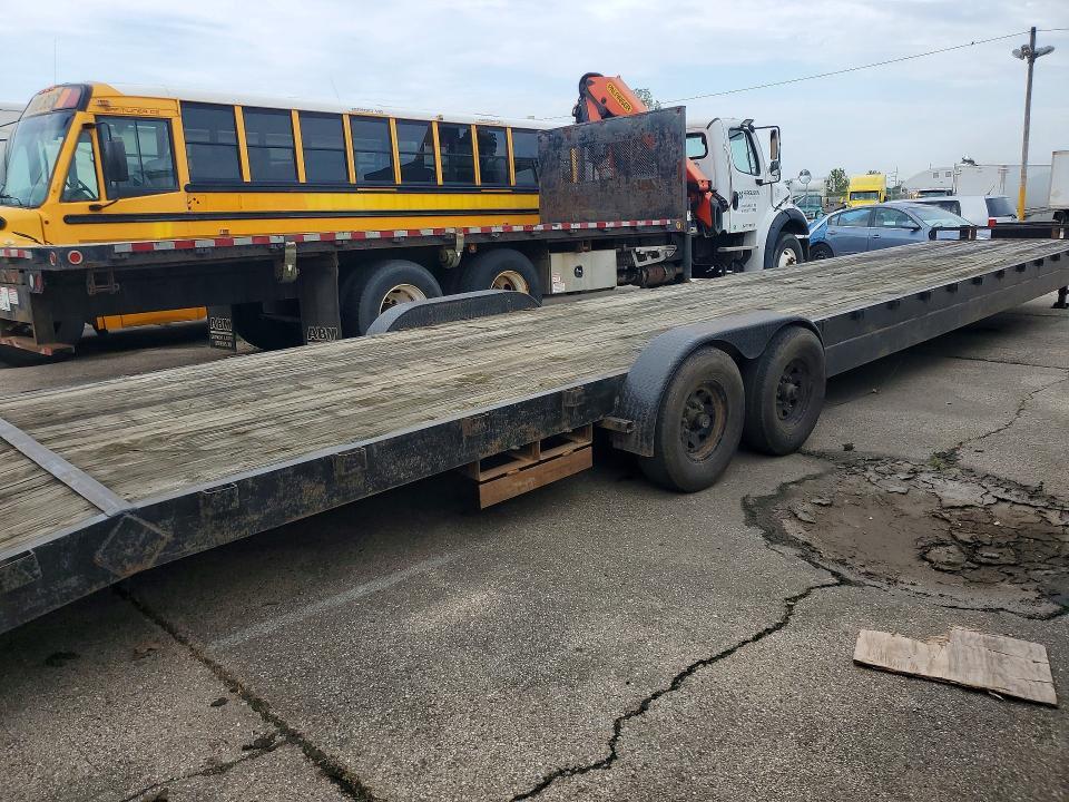 2007 PJ Equipment Trailer