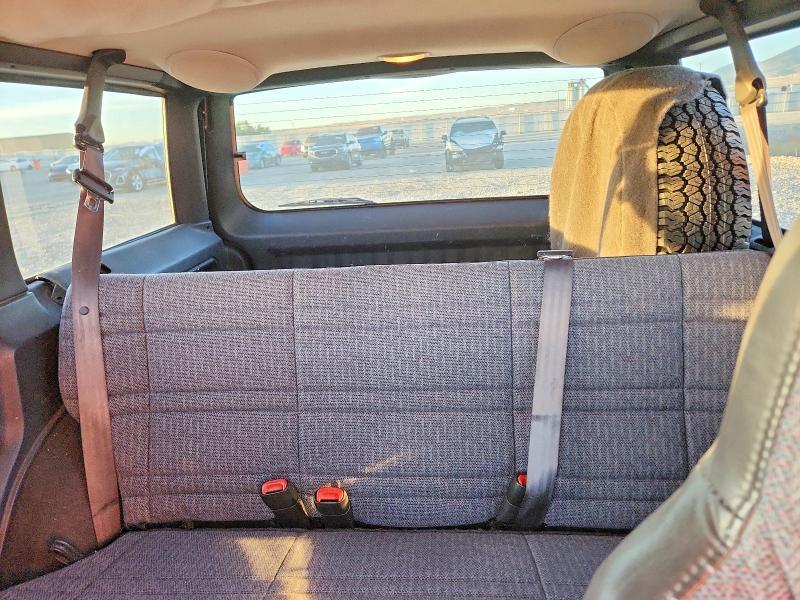 2001 Jeep Cherokee Sport