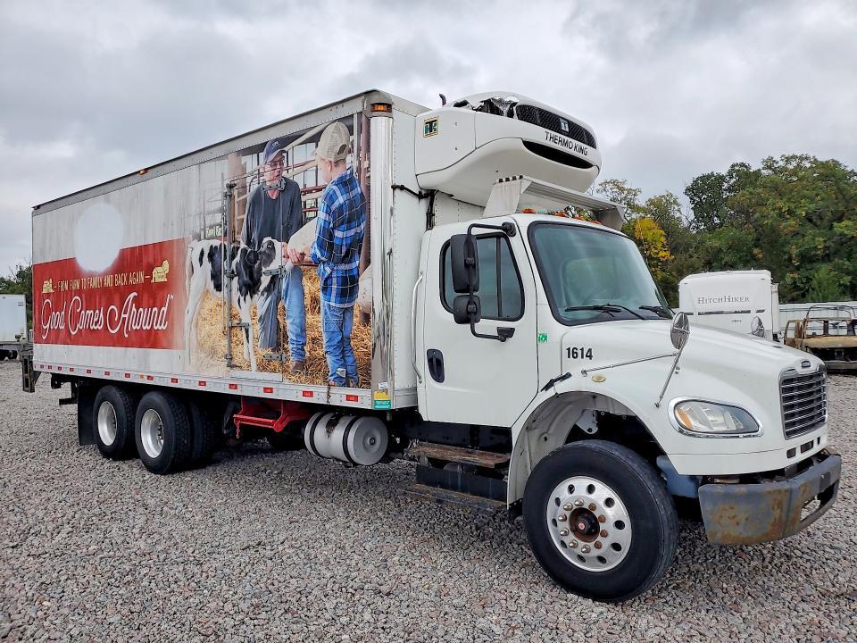2016 Freightliner Business Class M2 Refrigerated BOX Truck