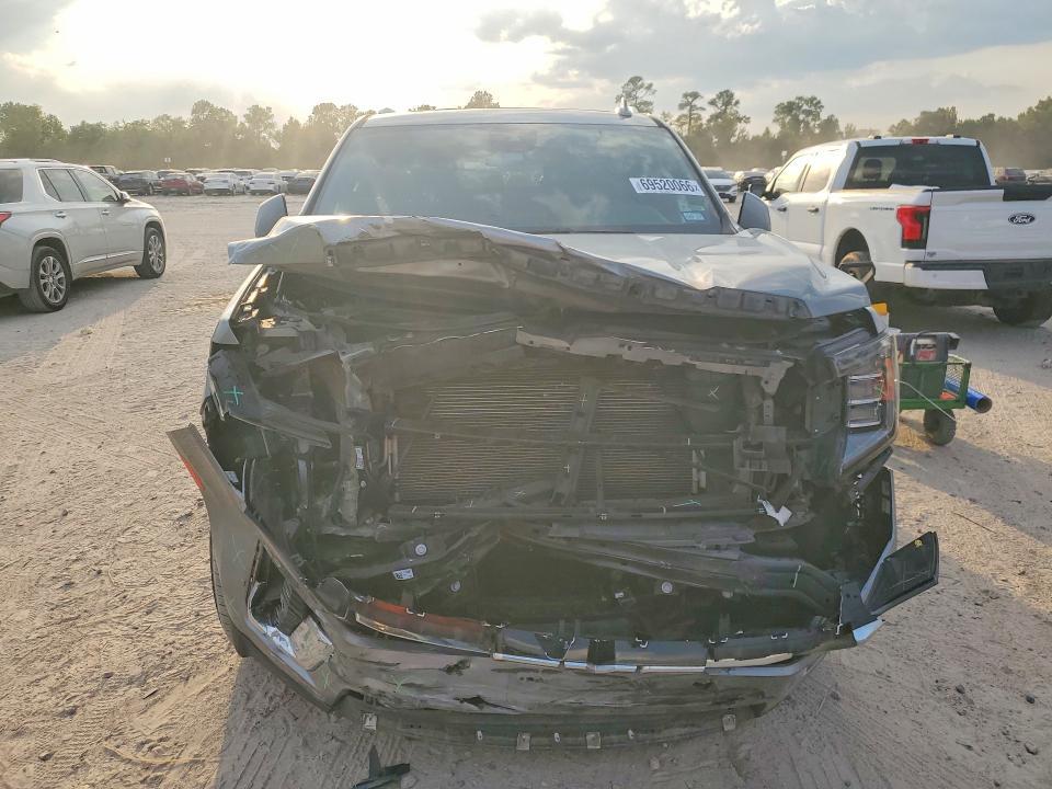 2023 GMC Yukon XL C1500 SLT