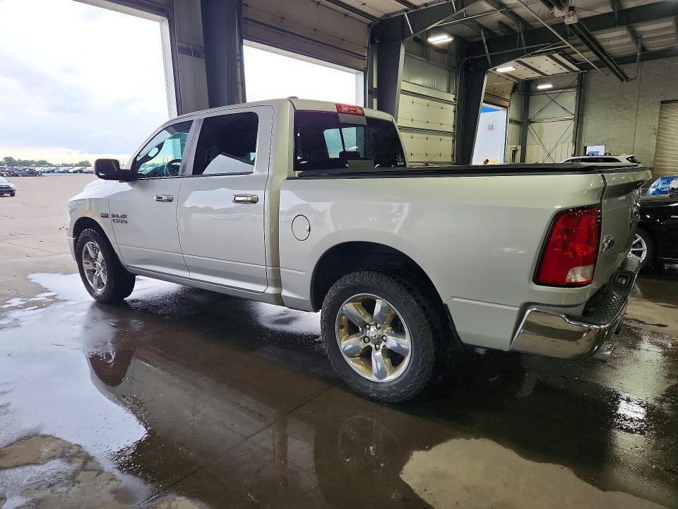 2015 Dodge RAM 1500 SLT