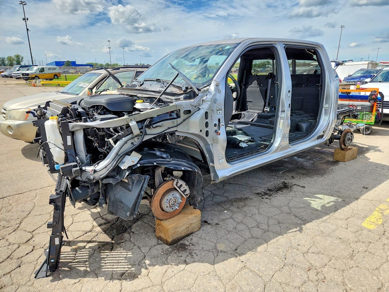 2025 Dodge 1500 Laramie