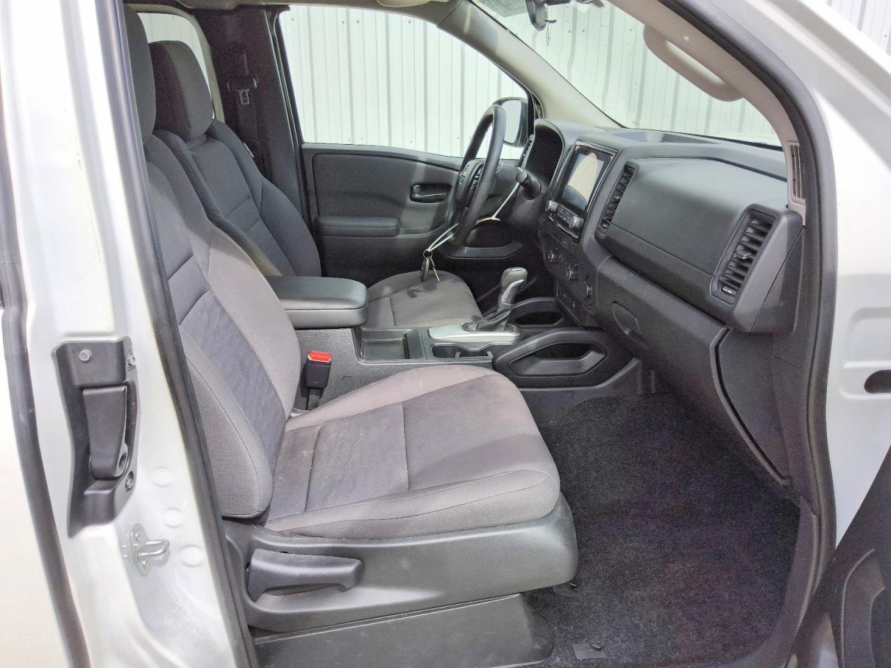 2024 Nissan Frontier S