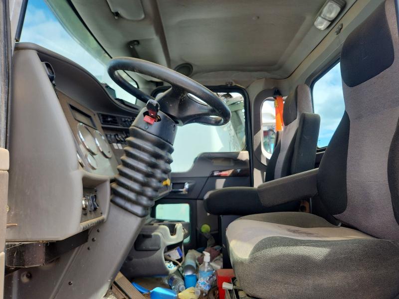 2022 Kenworth T370 Grapple Truck