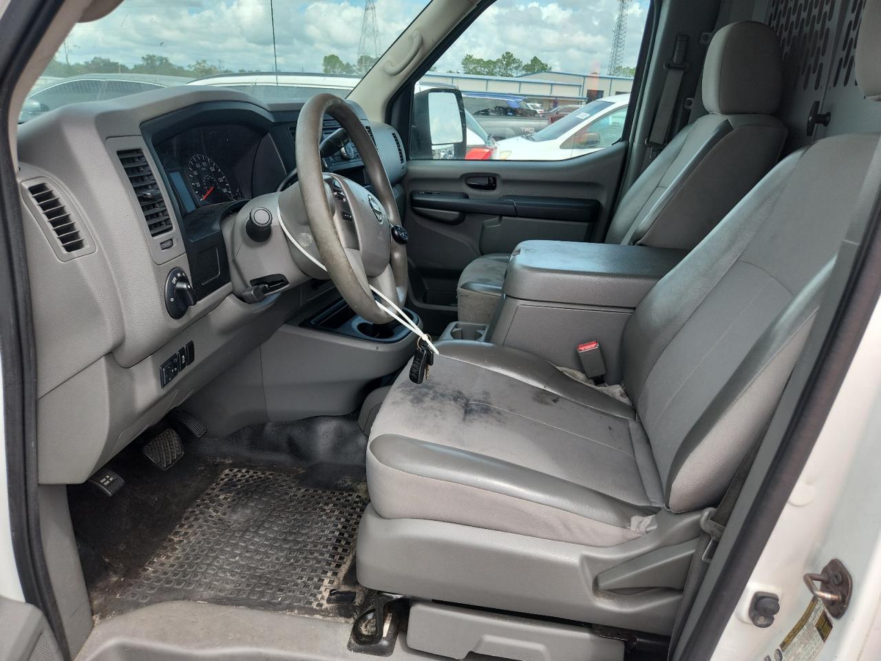 2016 Nissan NV 2500 HD SV